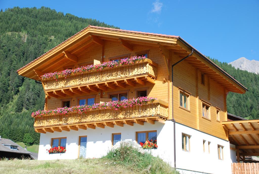 Haus Panoramablick Apartamento Kals-am Großglockner Exterior foto